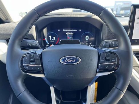 New 2026 Ford Explorer Platinum AWD/4WD image 14