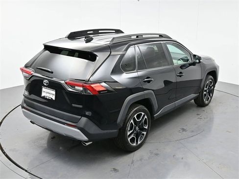 Used 2020 Toyota RAV4 Adventure image 41