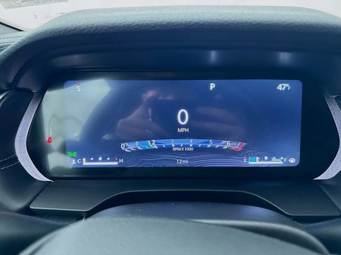 New 2025 Jeep Grand Cherokee Laredo image 11