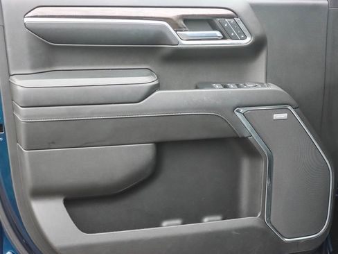 Used 2023 Chevrolet Silverado 1500 LTZ w/ LTZ Convenience Package II image 43