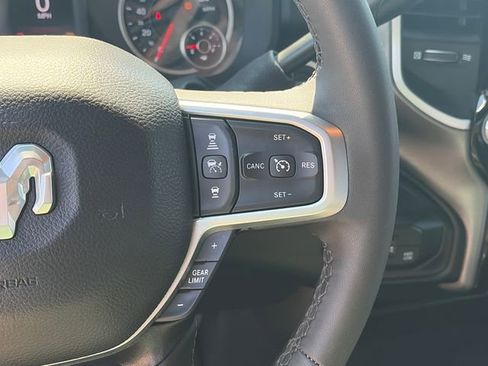 Used 2025 RAM 2500 Big Horn AWD/4WD image 24