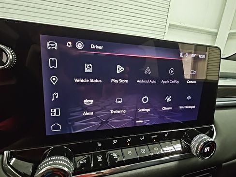 Used 2025 GMC Canyon Elevation w/ Convenience Package image 13