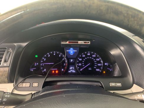 Used 2010 Lexus LS 460 L RWD image 22