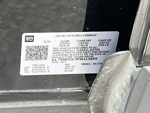 Used 2023 Chevrolet TrailBlazer RS w/ Sun and Liftgate Package image 32