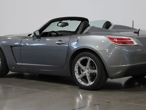 Used 2007 Saturn Sky w/ Premium Trim Pkg image 19