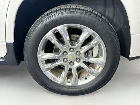 Used 2018 Chevrolet Traverse High Country image 11