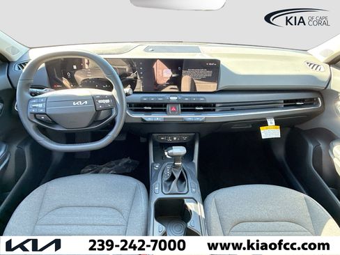 New 2025 Kia K4 EX FWD image 14