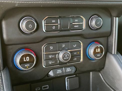 Used 2022 Chevrolet Tahoe LS w/ Driver Alert Package RWD image 22