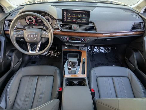 Used 2023 Audi Q5 2.0T Premium Plus w/ Premium Plus Package image 7