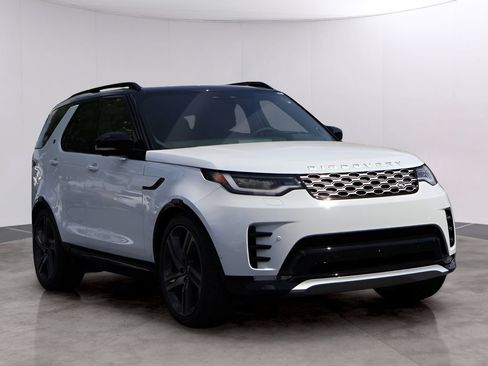 New 2026 Land Rover Discovery Limited Edition AWD/4WD image 3