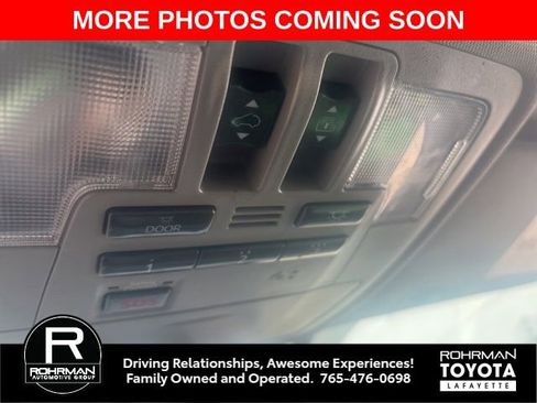 Used 2016 Toyota Highlander Limited Platinum image 10