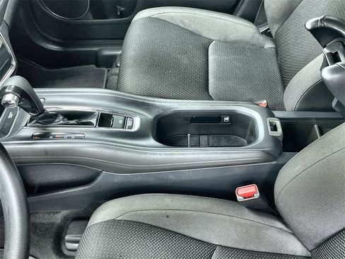 Used 2022 Honda HR-V EX image 17