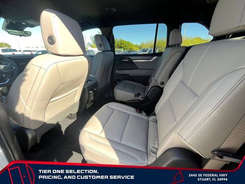 New 2026 GMC Acadia Elevation w/ Black Edition FWD image 13