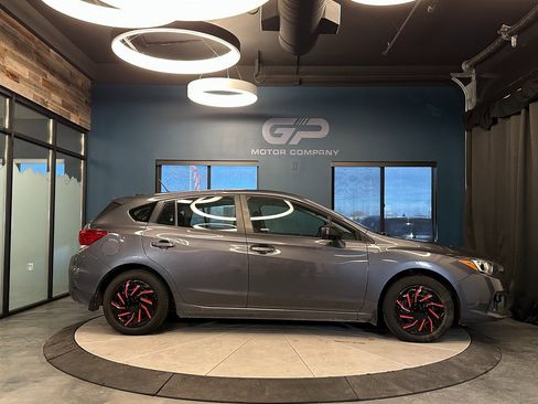 Used 2022 Subaru Impreza 2.0i image 2