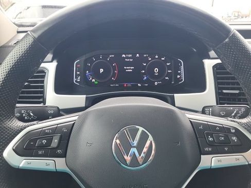 Used 2023 Volkswagen Atlas SEL Premium AWD/4WD image 15
