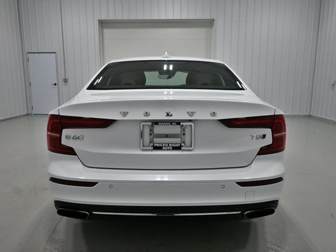 Used 2021 Volvo S60 T5 Inscription AWD/4WD image 34