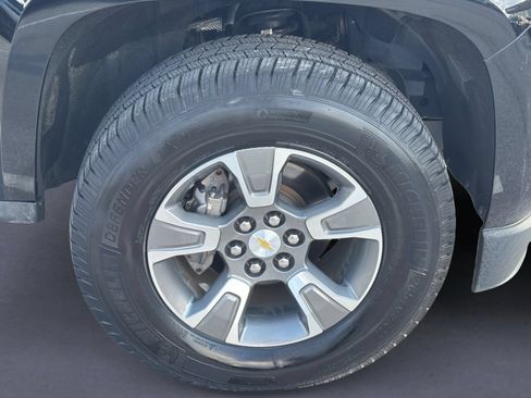 Used 2016 Chevrolet Colorado Z71 AWD/4WD image 10