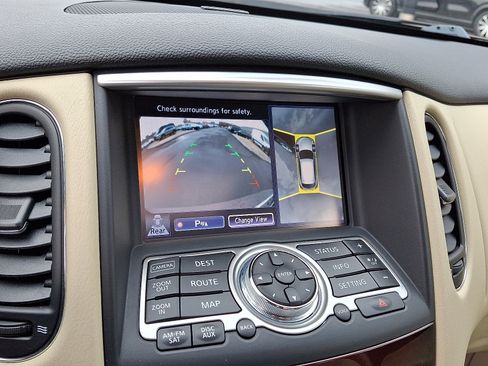 Used 2017 INFINITI QX50 AWD w/ Technology Package image 19