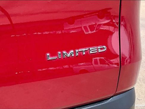Used 2025 Toyota Grand Highlander AWD Hybrid image 10