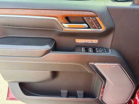 Used 2023 GMC Sierra 1500 Denali w/ Technology Package AWD/4WD image 13