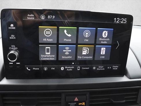 New 2025 Honda Pilot TrailSport image 16