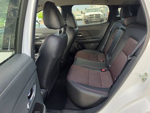 Used 2026 Nissan Kicks SR w/ Cold Weather Package AWD/4WD image 31