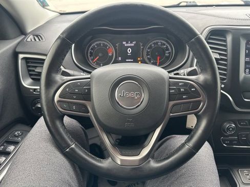 Used 2020 Jeep Cherokee Latitude w/ Cold Weather Group image 34