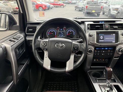 Used 2018 Toyota 4Runner Limited image 23