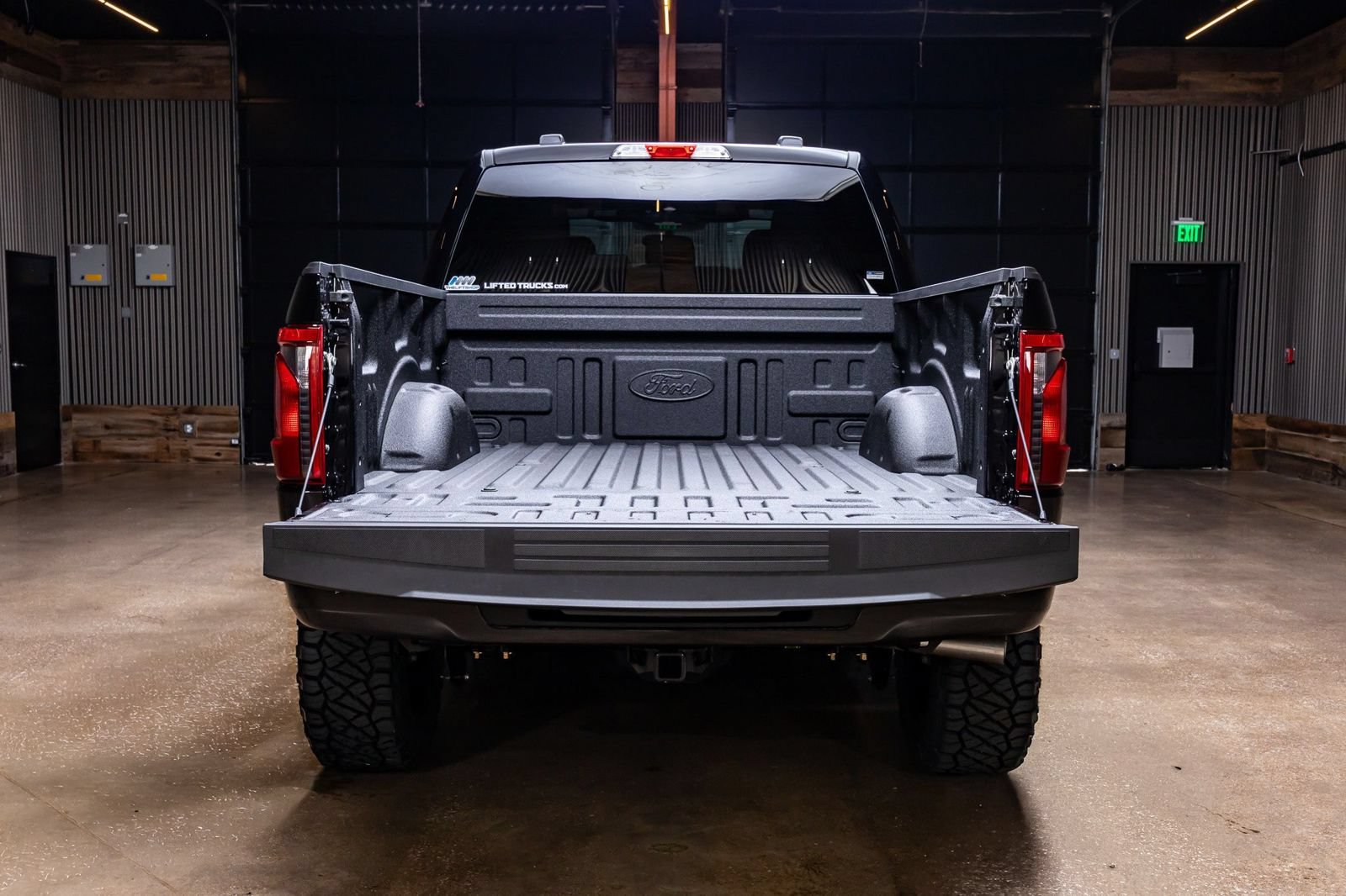 Used 2026 Ford F150 XLT w/ XLT Black Appearance Package AWD/4WD image 9