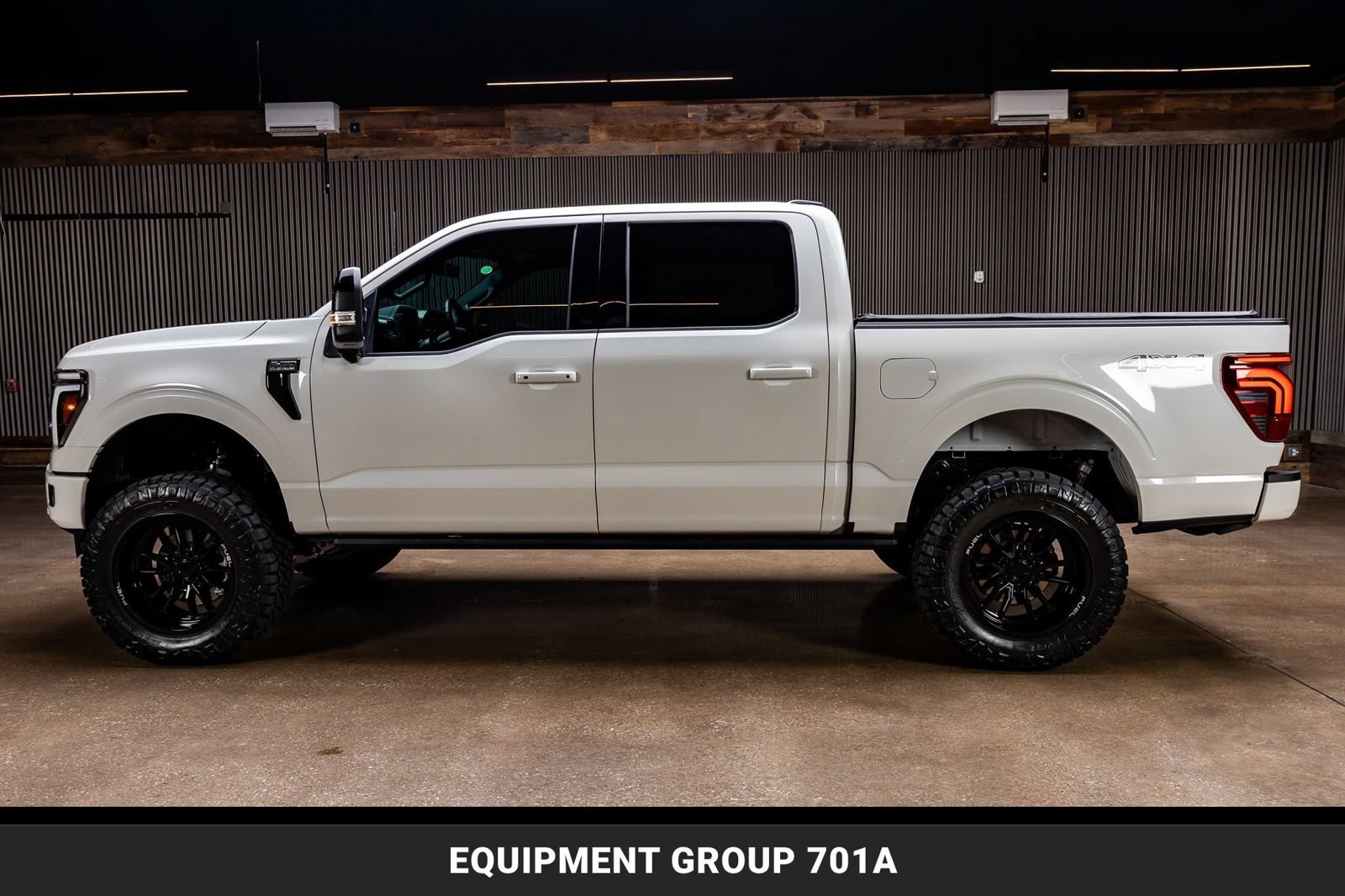 Used 2025 Ford F150 Platinum AWD/4WD image 6