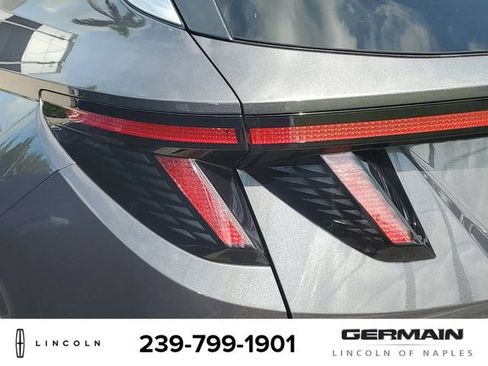 Used 2022 Hyundai Tucson SEL AWD/4WD image 15