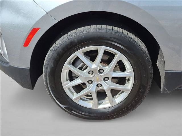 Used 2023 Chevrolet Equinox LT AWD/4WD image 8