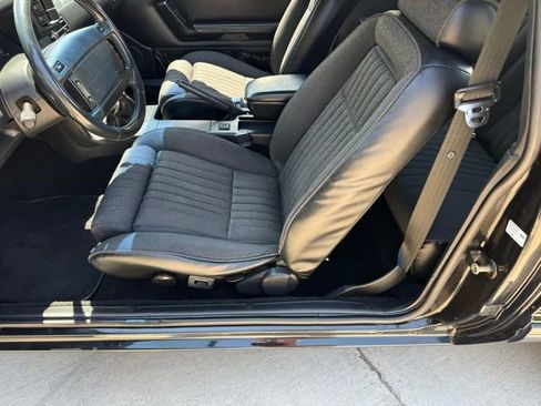 Used 1991 Ford Mustang LX RWD image 18