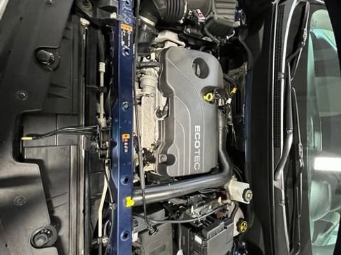 Used 2022 Chevrolet Equinox LS w/ LS Convenience Package AWD/4WD image 27