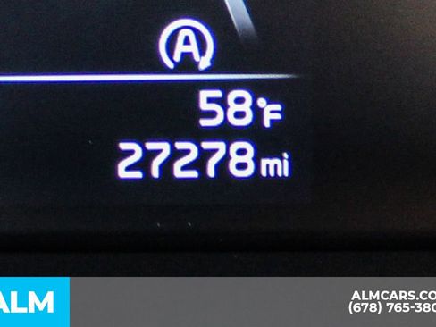 Used 2025 Kia Soul LX FWD image 35