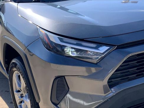 Used 2022 Toyota RAV4 XLE image 27