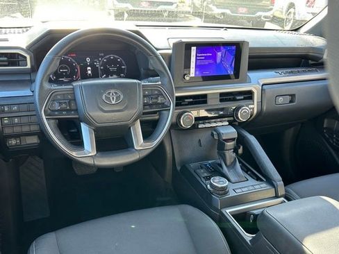 Used 2024 Toyota Tacoma TRD Off-Road image 22