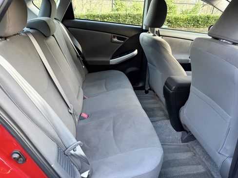 Used 2013 Toyota Prius Three image 25