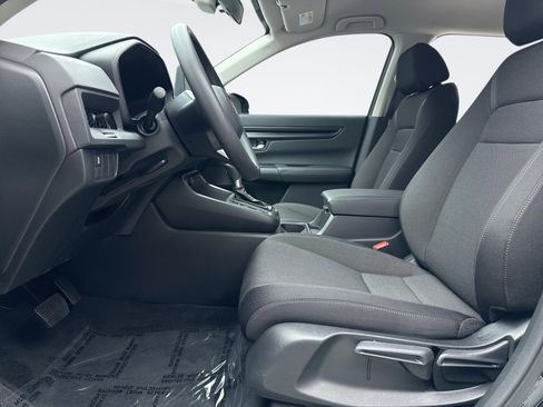 Used 2024 Honda CR-V LX image 11