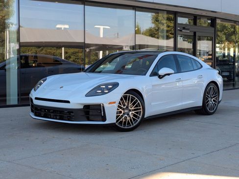 New 2026 Porsche Panamera image 1