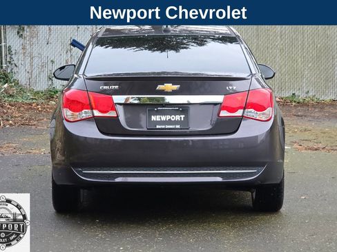Used 2015 Chevrolet Cruze LTZ w/ Sun, Sound and Sport Package image 6