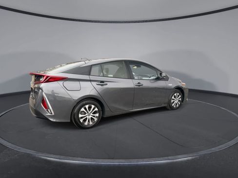 Used 2022 Toyota Prius Prime XLE FWD image 8
