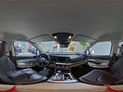 Used 2022 Kia Carnival LX image 17