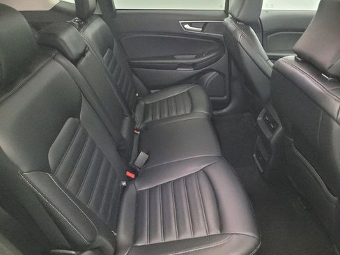 Used 2024 Ford Edge SEL image 19