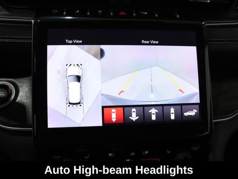 Used 2023 Jeep Grand Cherokee L Limited w/ Luxury Tech Group II AWD/4WD image 23