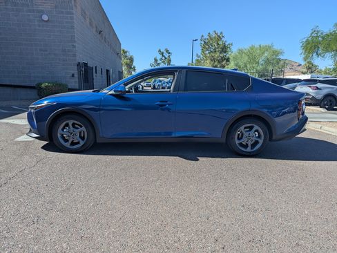 Certified 2025 Kia K4 FWD image 5