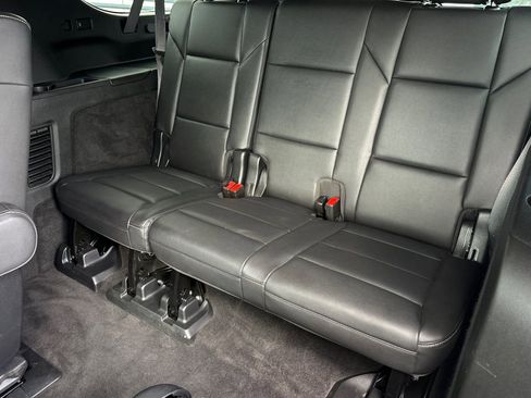 Used 2022 Cadillac Escalade ESV Luxury image 14