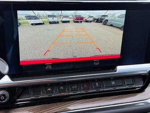 Used 2023 Chevrolet Silverado 1500 LT image 16