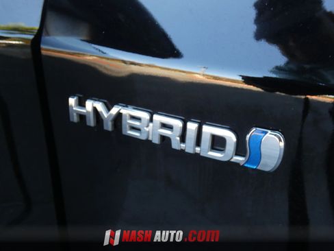 Used 2014 Toyota Prius Four w/ Solar Roof Package FWD image 69