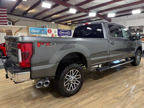 Used 2019 Ford F250 Lariat w/ Lariat Ultimate Package AWD/4WD image 5